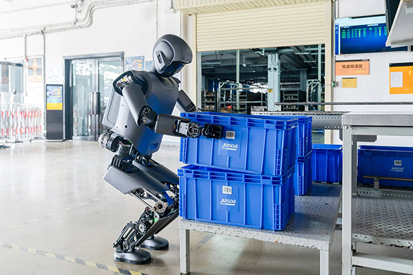 Lead the New Trend of Continuum Robot Development